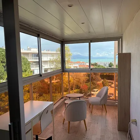 Dernier Etage Vue Avec Parking * Antibes